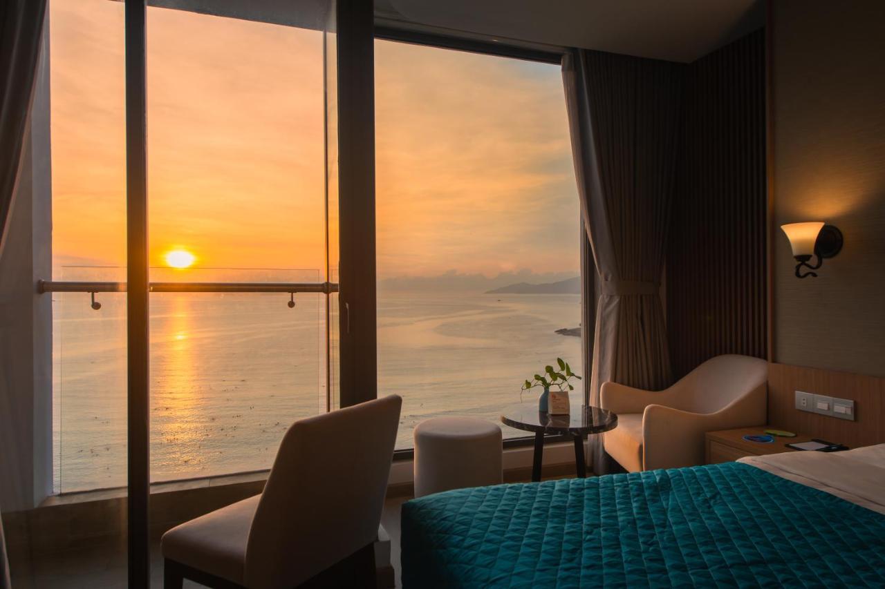 Navada Beach Hotel Nha Trang Exterior foto