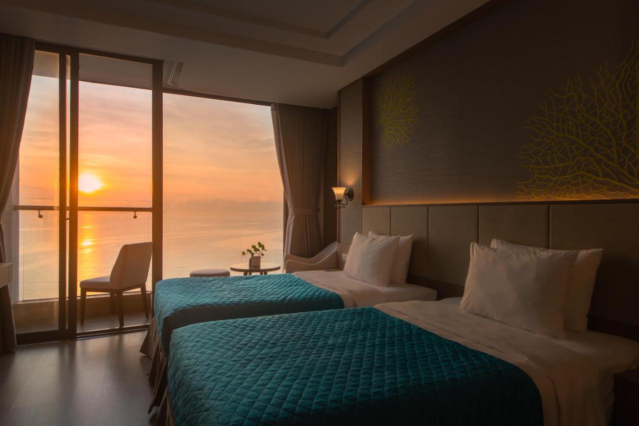 Navada Beach Hotel Nha Trang Exterior foto