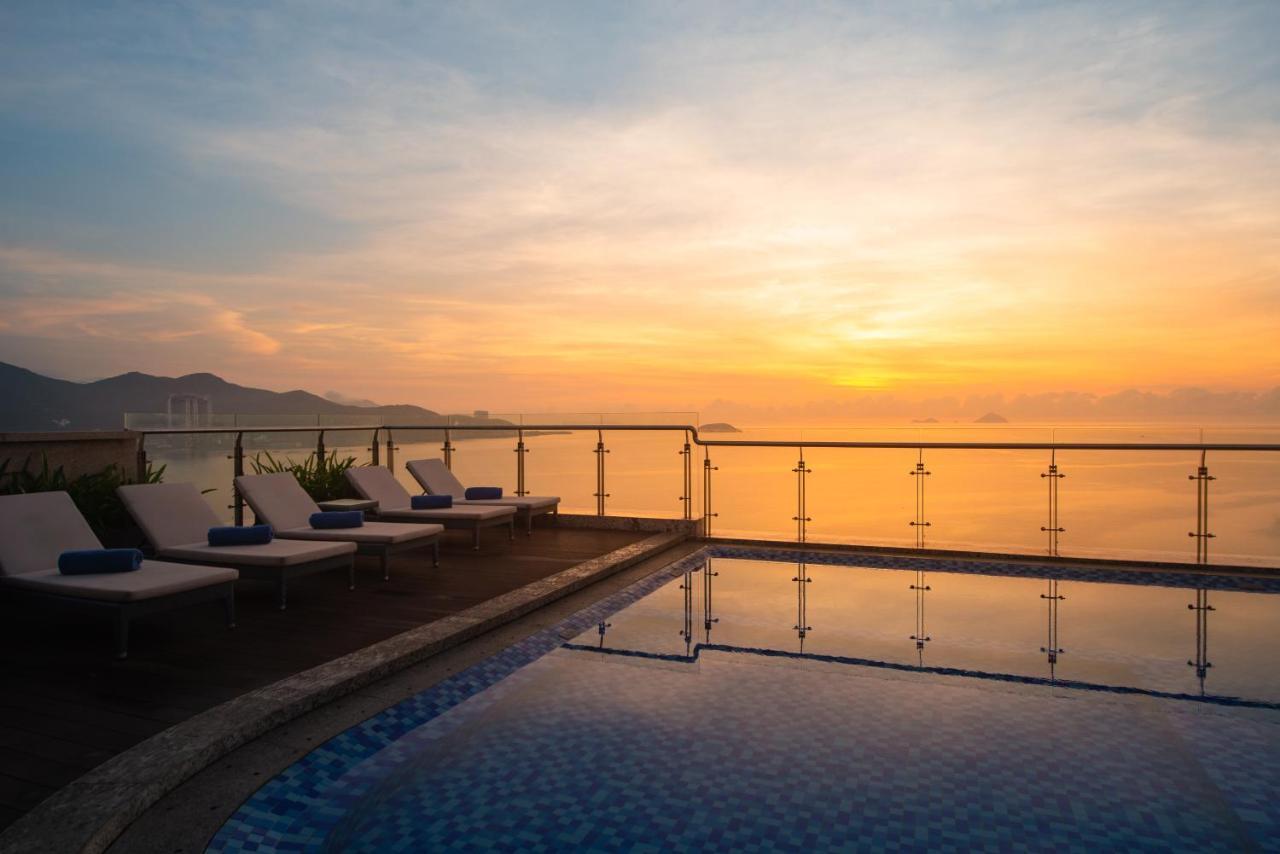 Navada Beach Hotel Nha Trang Exterior foto