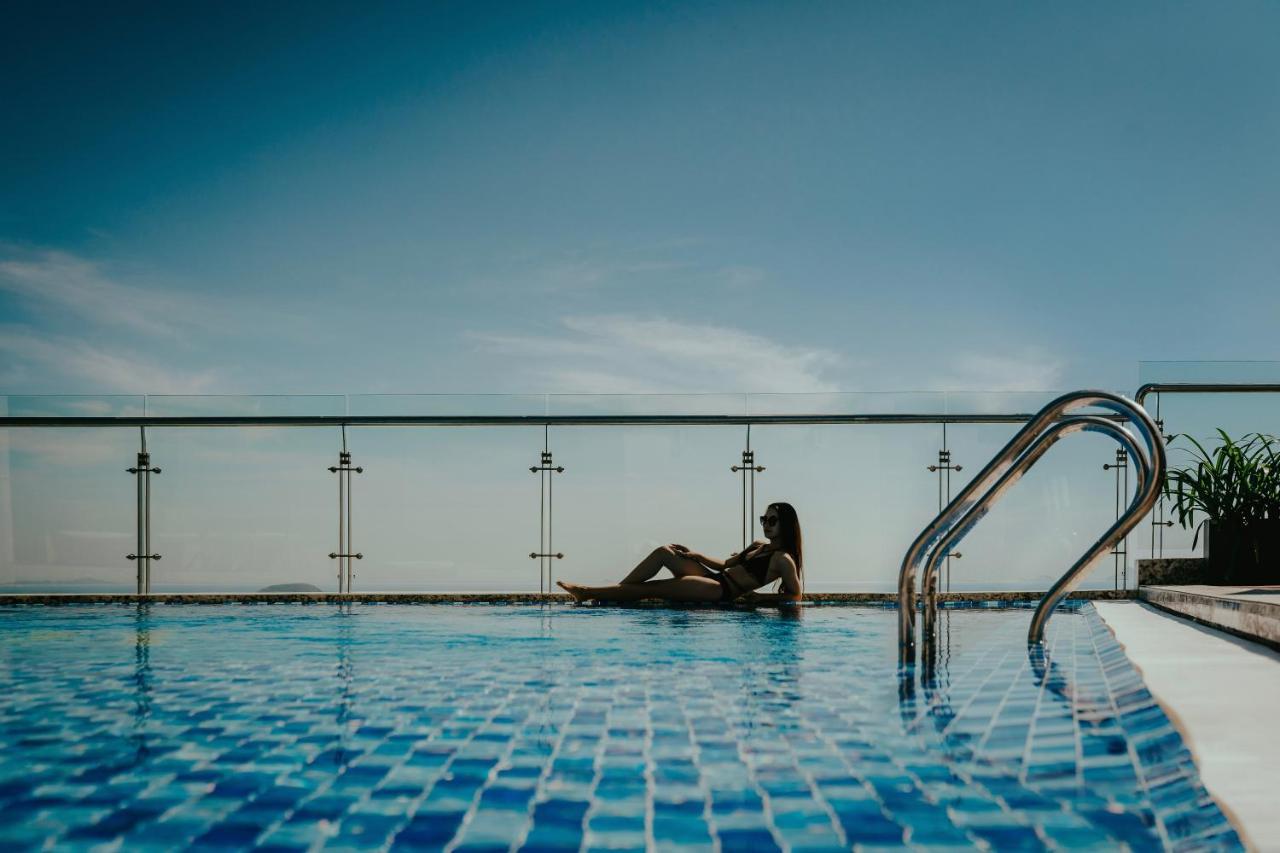 Navada Beach Hotel Nha Trang Exterior foto